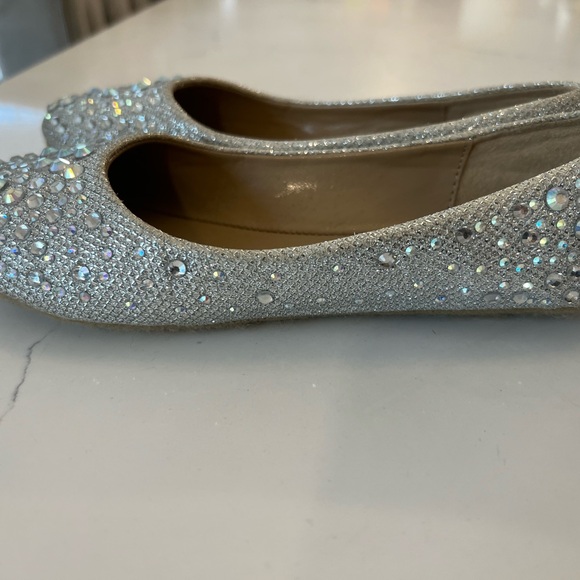 Girls Rhinestone Silver Flats - Picture 3 of 4